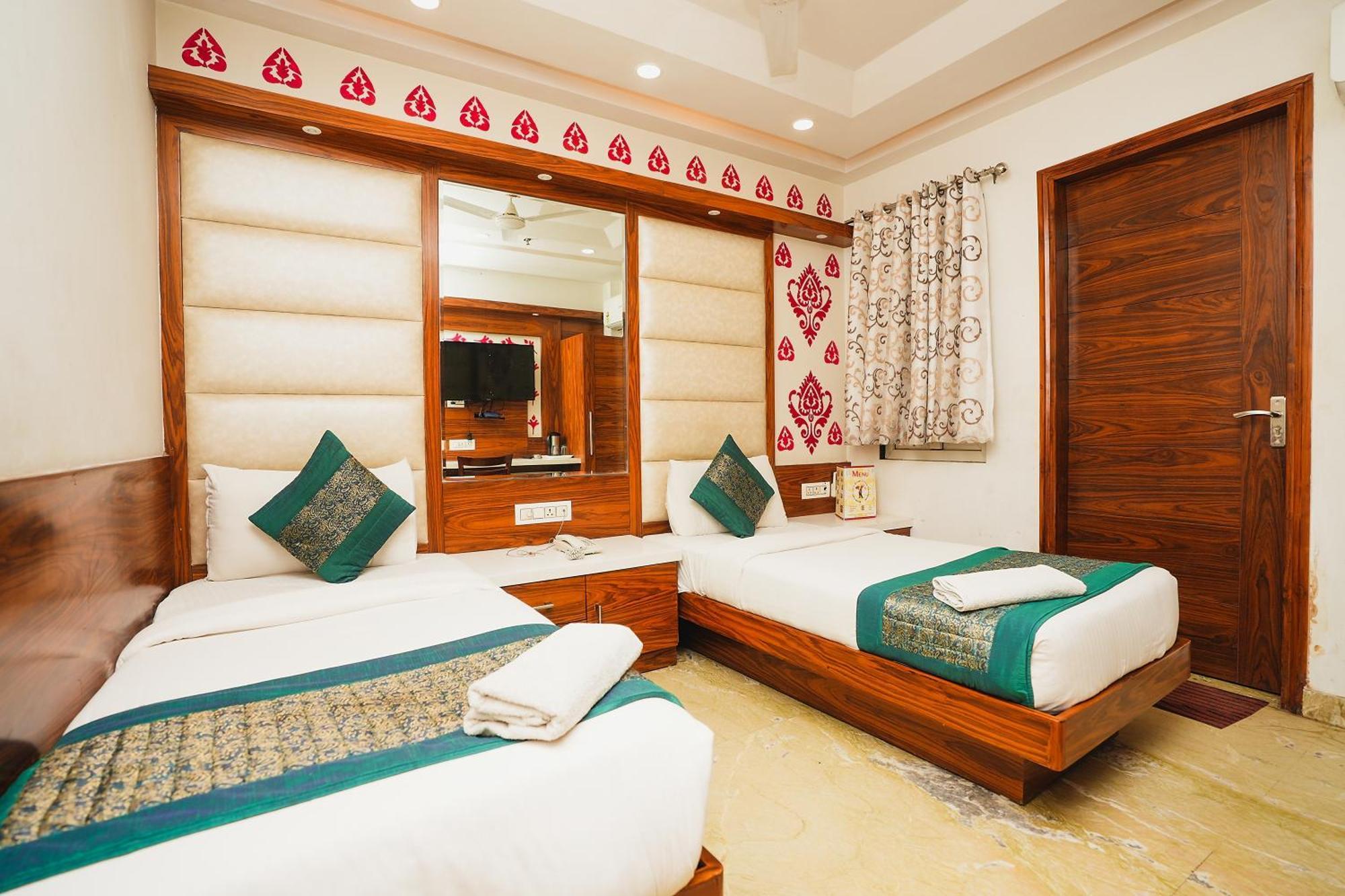 Hotel Kabir Palace Karol Bagh Νέο Δελχί Εξωτερικό φωτογραφία