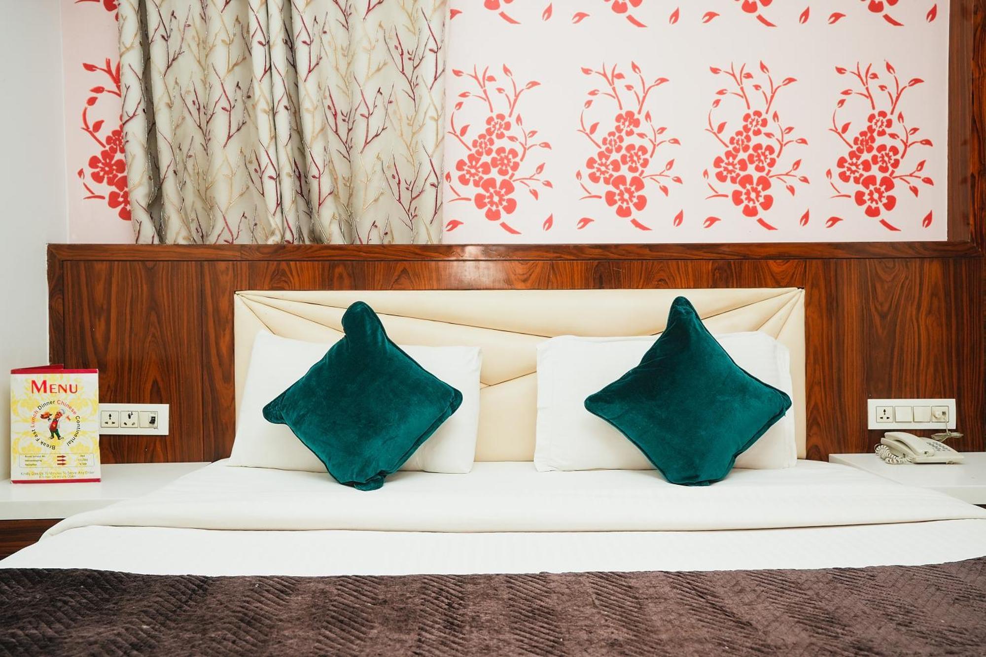 Hotel Kabir Palace Karol Bagh Νέο Δελχί Εξωτερικό φωτογραφία