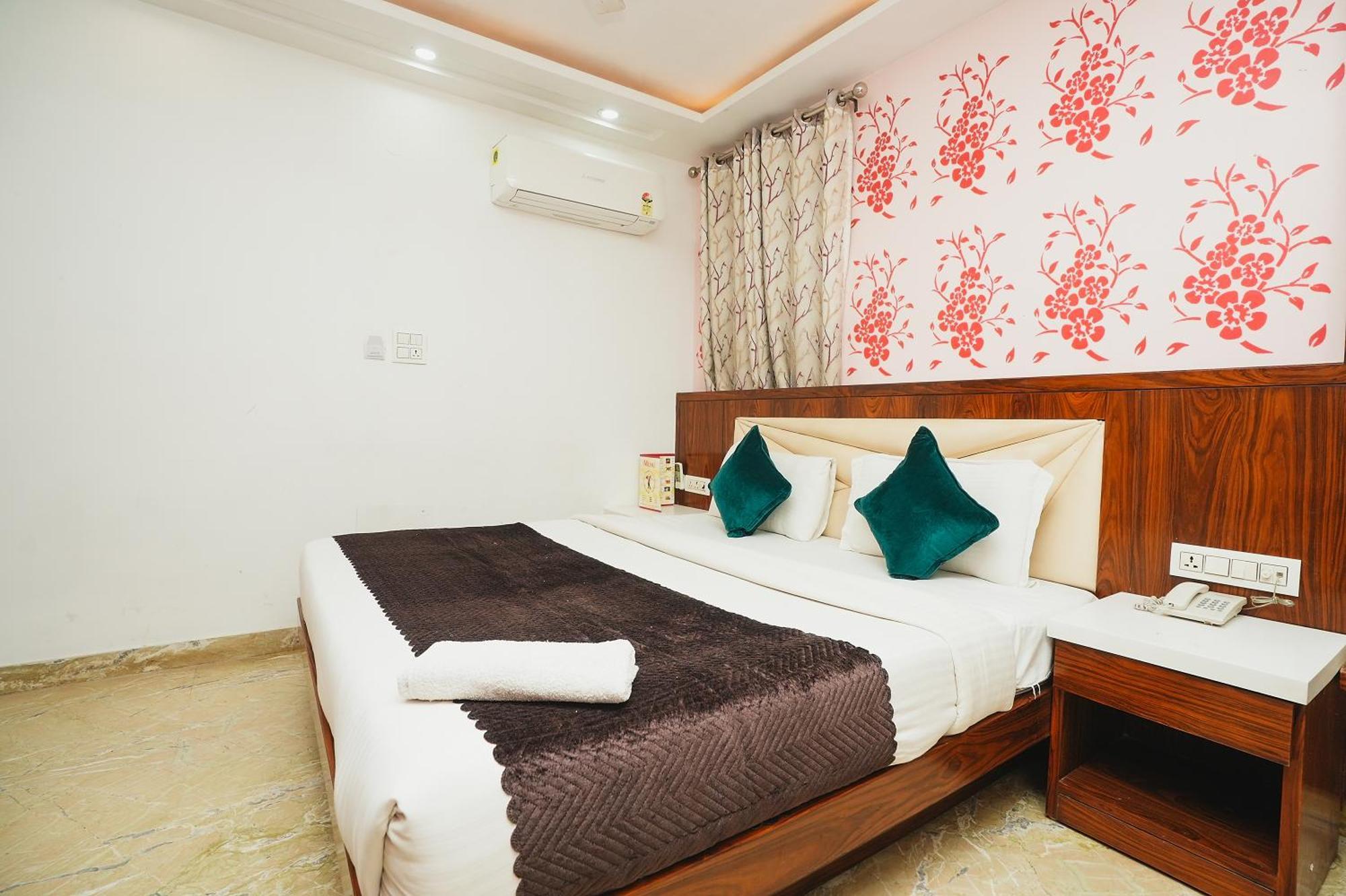 Hotel Kabir Palace Karol Bagh Νέο Δελχί Εξωτερικό φωτογραφία