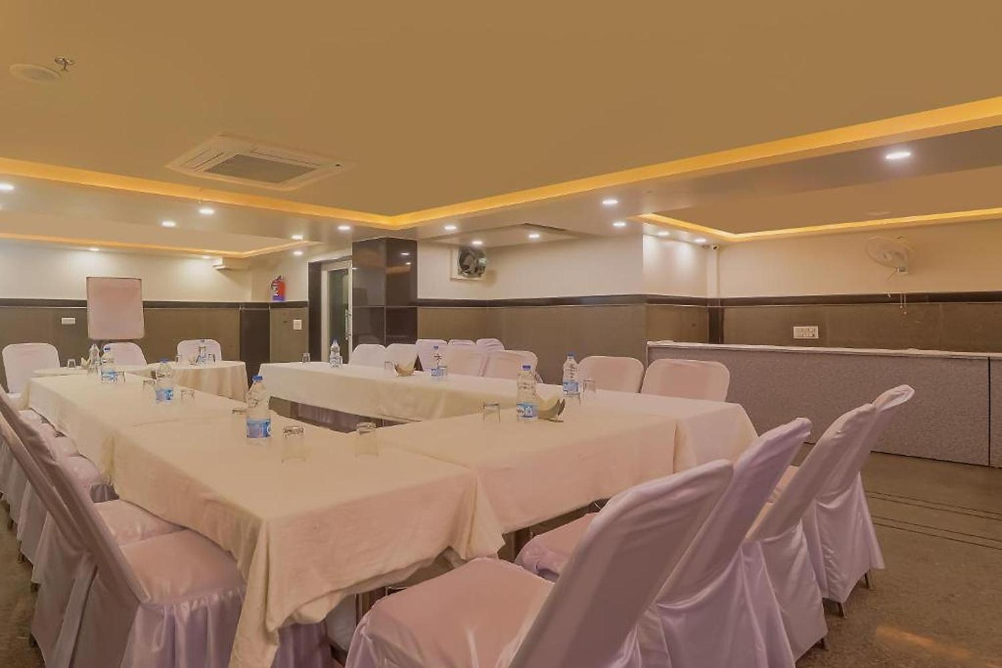 Hotel Kabir Palace Karol Bagh Νέο Δελχί Εξωτερικό φωτογραφία